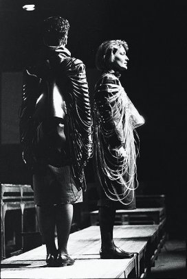 'Stof tot bewegen' jan.'85 dance performance, Turnhout, Belgium